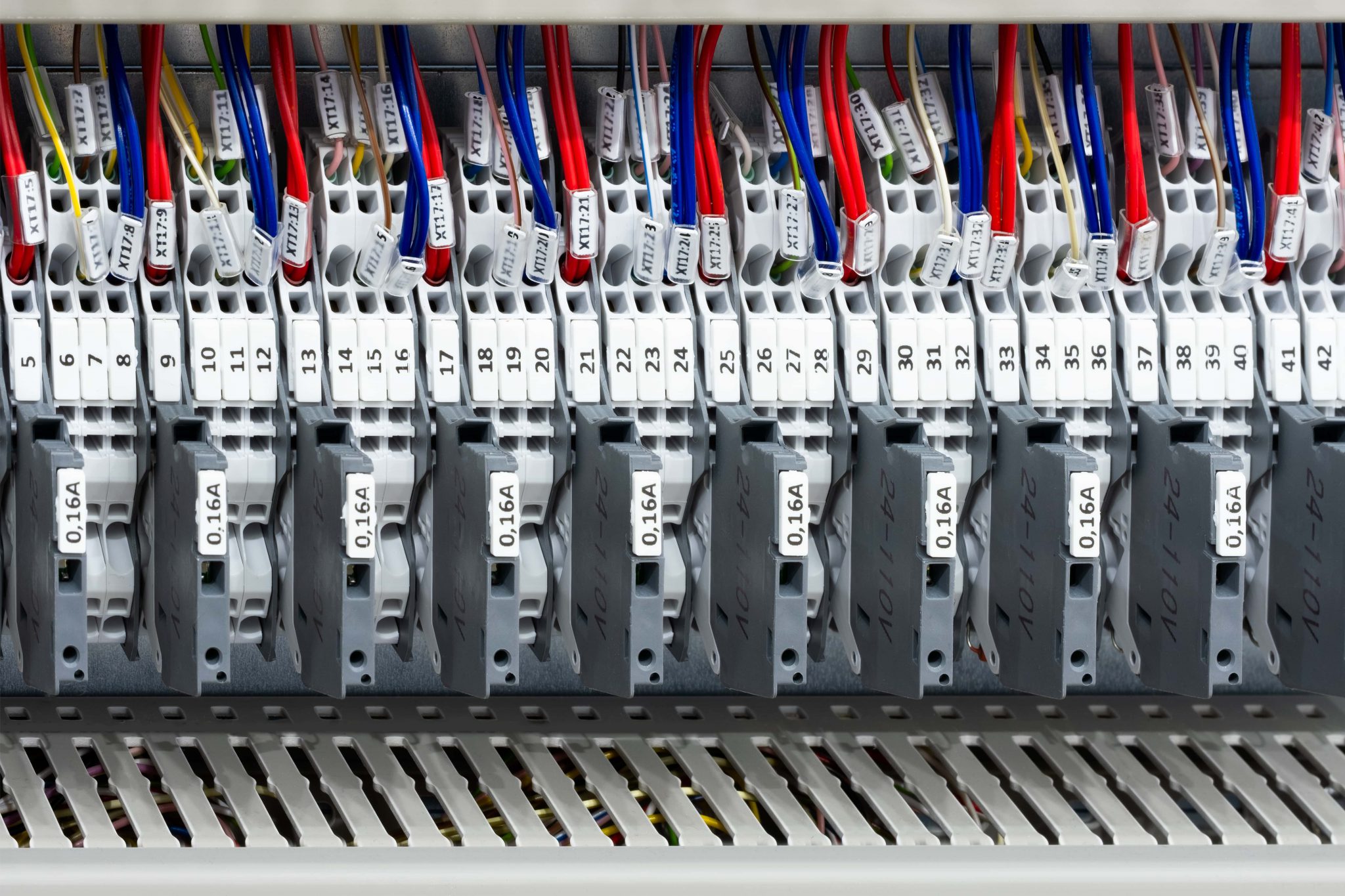 Mecatrans 35 ¿Qué son los autómatas programables y para que se utilizan?